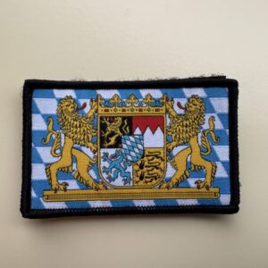 ABZEICHEN BAYERN WAPPEN MIT KLETT- FARBIG- GROß